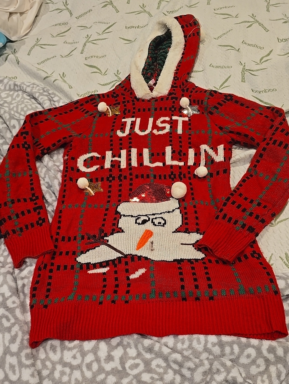 ❤️10/$13 Red 'Just Chillin' Holiday Snowman Hooded Sweater